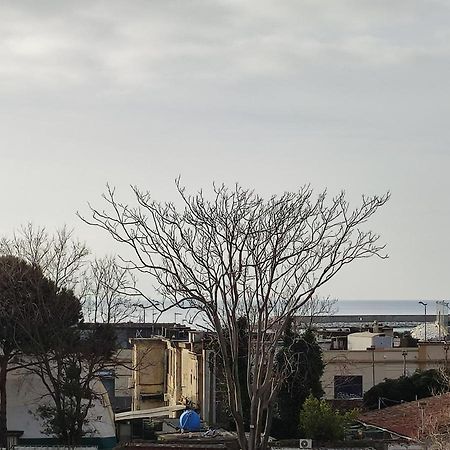 Il Grazioso Appartamento Di Chiara Con Posto Auto Privato Λιβόρνο Εξωτερικό φωτογραφία